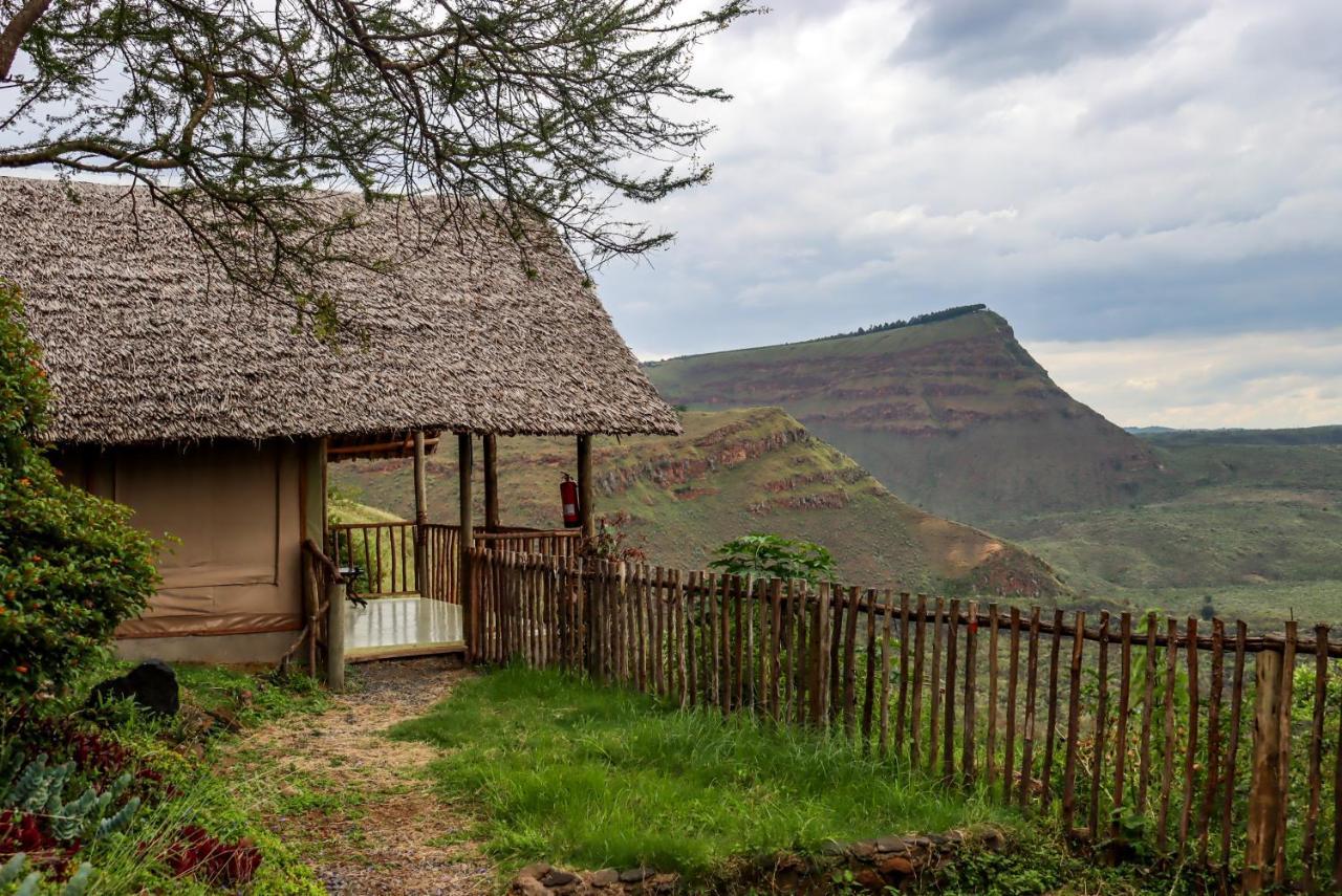 Maili Saba Camp Villa Накуру Екстериор снимка