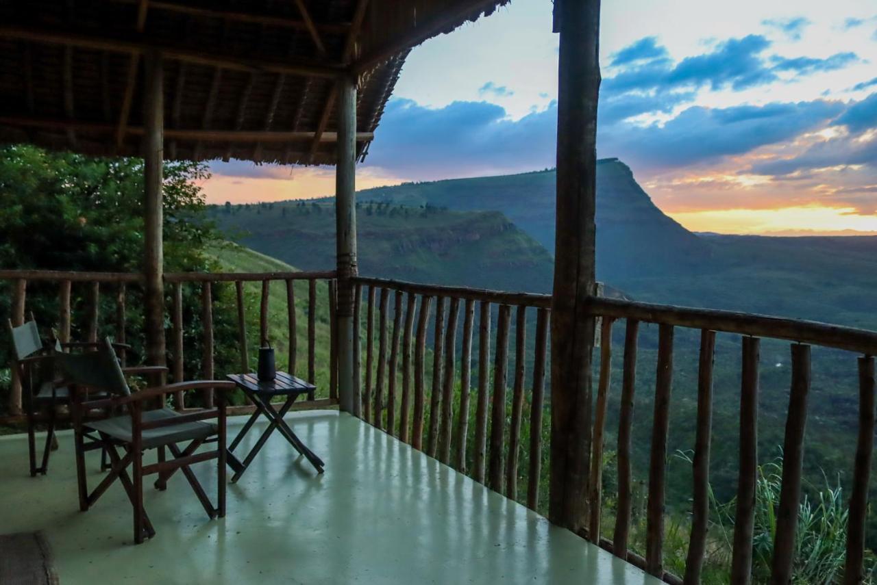 Maili Saba Camp Villa Накуру Екстериор снимка