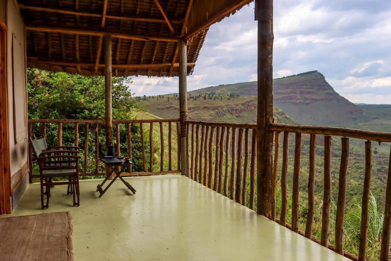 Maili Saba Camp Villa Накуру Екстериор снимка
