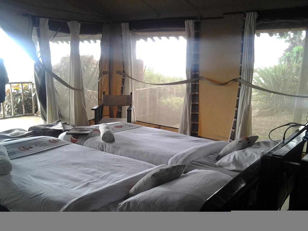 Maili Saba Camp Villa Накуру Стая снимка